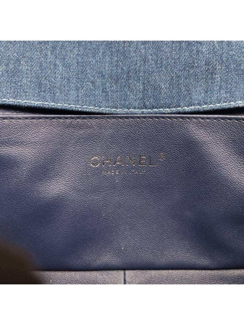 ★SOLD★ Chanel Blue Multicolor Denim Messenger Bag - Picture 10 of 15